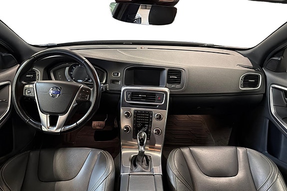 Volvo V60 12 of 27