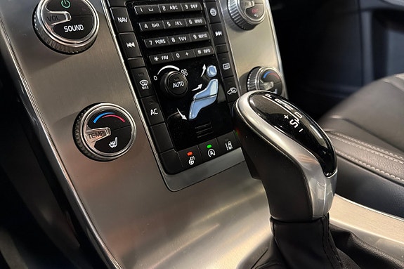 Volvo V60 23 of 27
