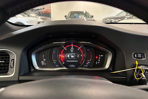 Volvo V60 18 of 27