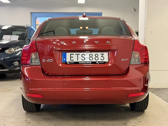 Volvo S40 7 of 14
