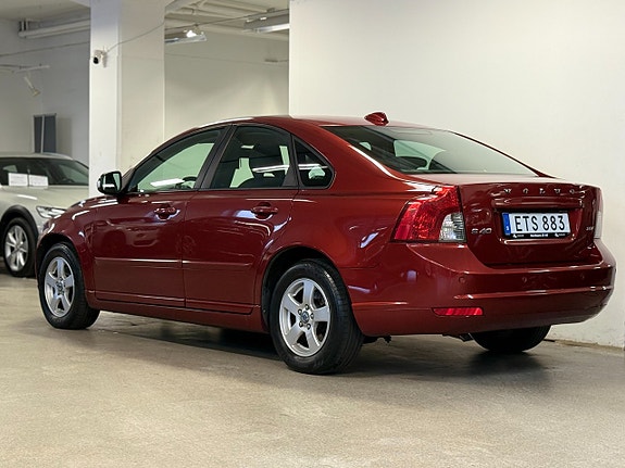 Volvo S40 6 of 14