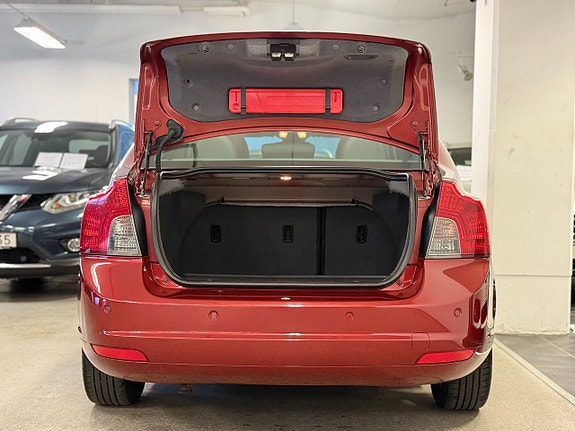 Volvo S40 8 of 14