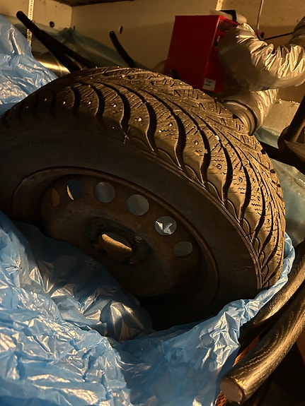 Product image 1 of 3