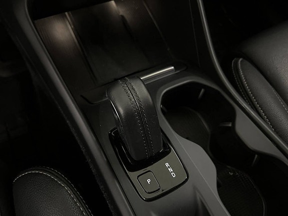 Volvo XC40 21 of 21