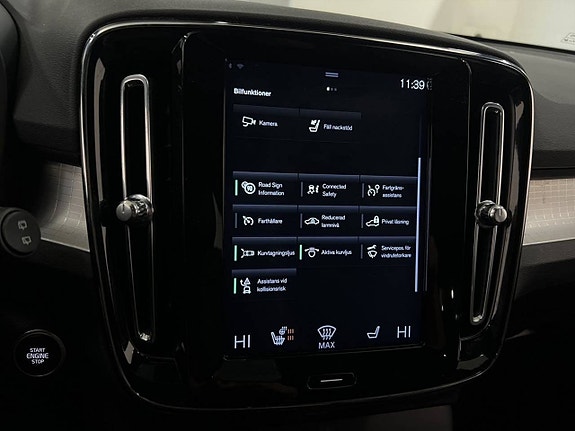 Volvo XC40 19 of 21