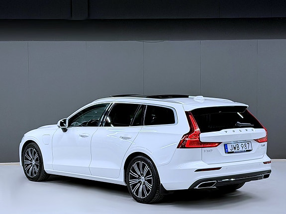 Volvo V60 5 of 21