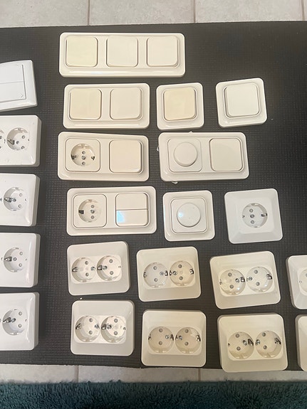 Product image 1 of 9