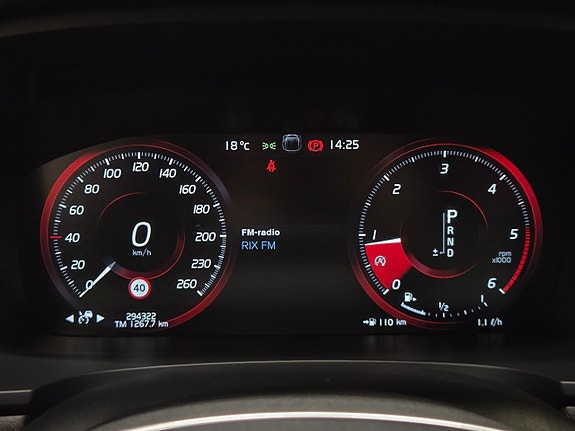 Volvo V90 Cross Country 16 of 23