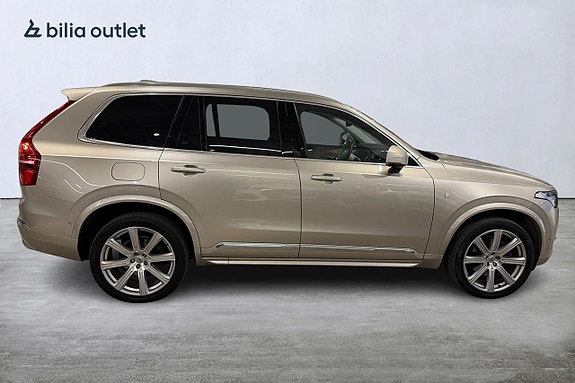 Volvo XC90 5 of 24