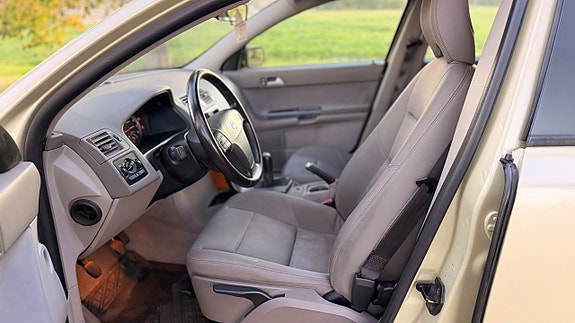 Volvo V50 13 of 15