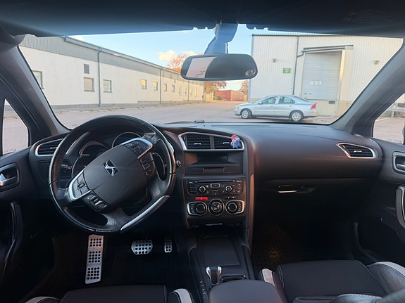 Citroen DS4 6 of 7