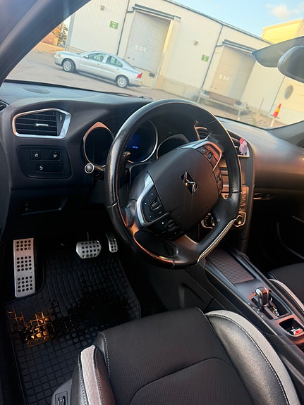Citroen DS4 5 of 7