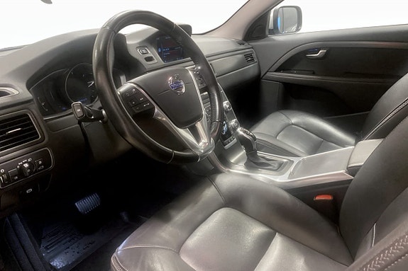 Volvo XC70 6 of 11