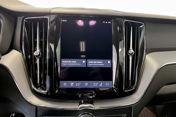 Volvo XC60 6 of 9