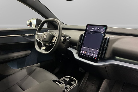 Volvo EX30 2 of 10