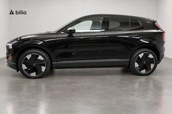 Volvo EX30 2 of 15