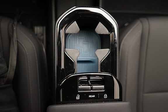 Volvo EX30 11 of 15