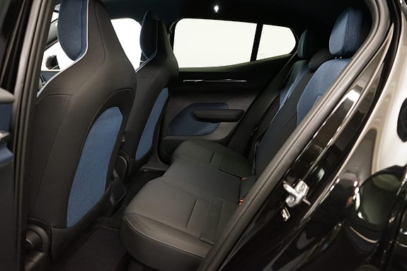 Volvo EX30 6 of 15
