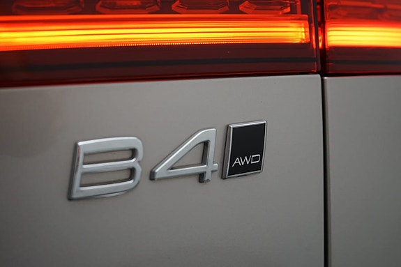 Volvo V60 Cross Country 15 of 18
