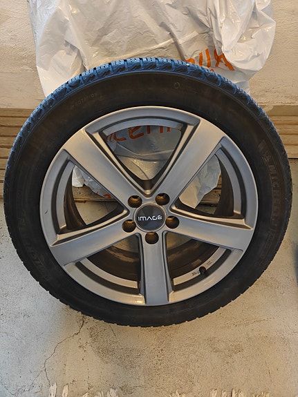 Product image 1 of 3
