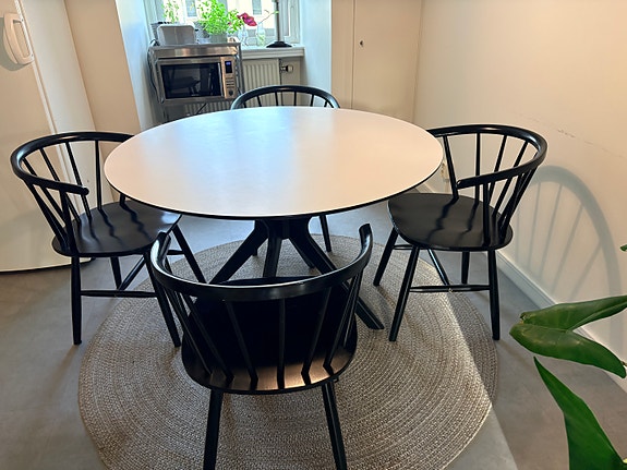 Product image 1 of 4