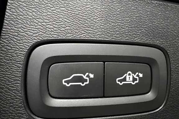 Volvo XC60 19 of 20