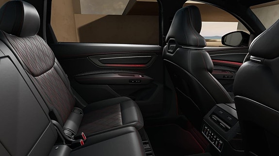 Audi Q9 7 of 12