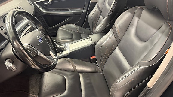 Volvo V60 15 of 18
