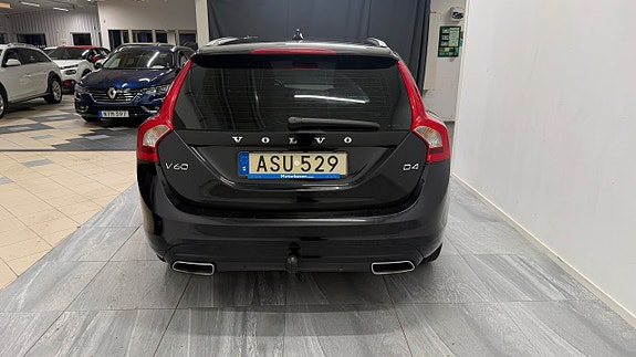 Volvo V60 6 of 18