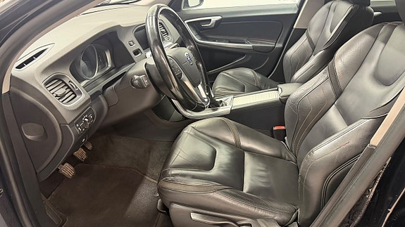 Volvo V60 17 of 18