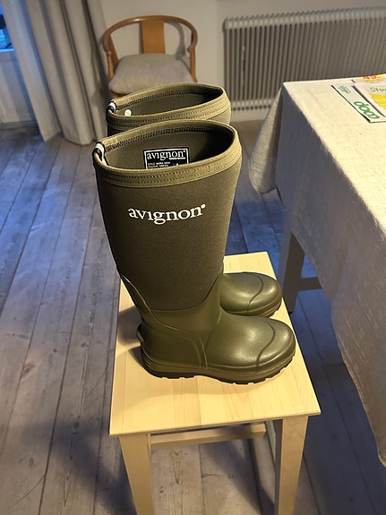 Product image 1 of 4