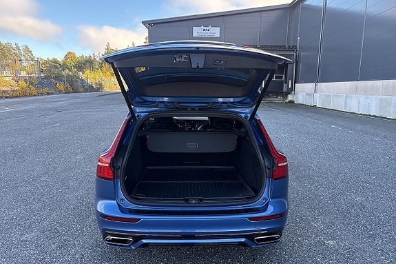 Volvo V60 12 of 26