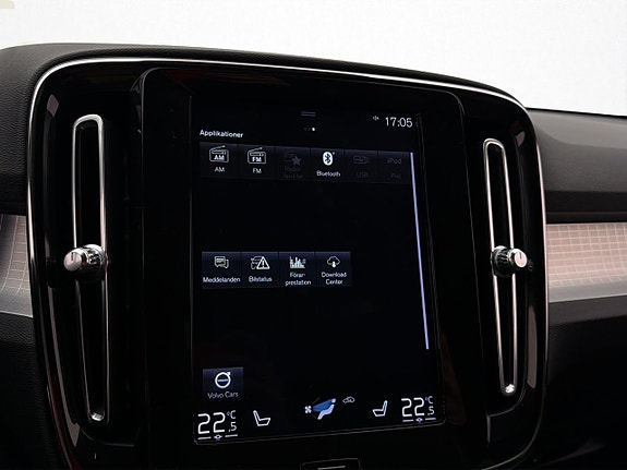 Volvo XC40 25 of 30