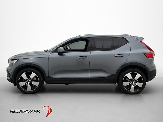 Volvo XC40 4 of 30