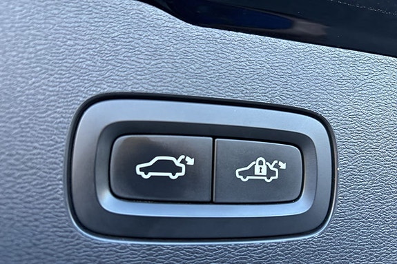 Volvo V60 Cross Country 15 of 26
