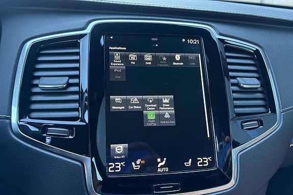 Volvo XC90 27 of 29