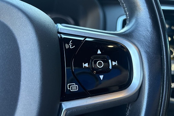 Volvo XC90 22 of 29