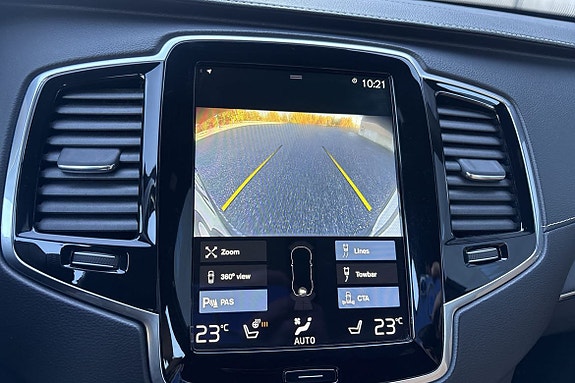 Volvo XC90 26 of 29