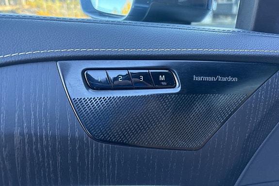 Volvo XC90 15 of 29