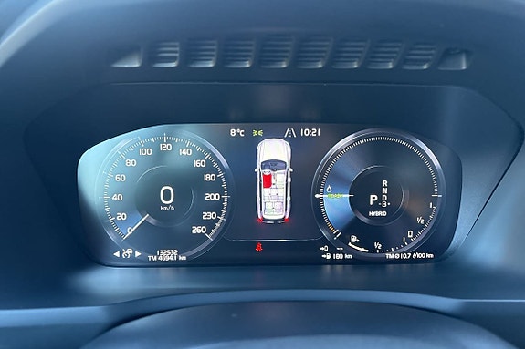 Volvo XC90 24 of 29