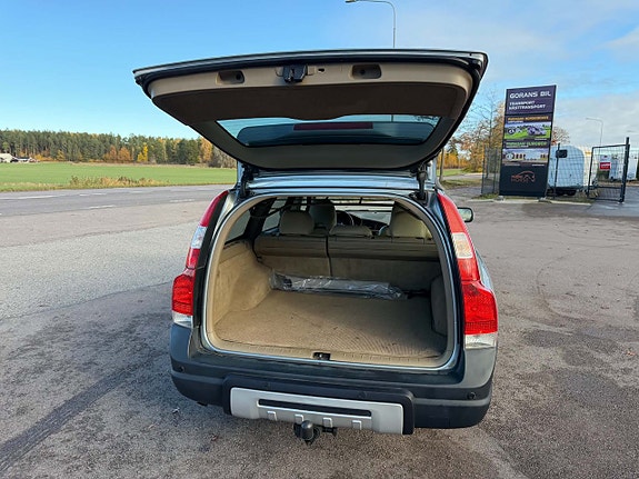 Volvo XC70 14 of 21