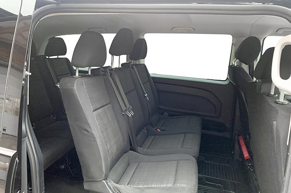 Mercedes-Benz eVito Tourer 22 of 23