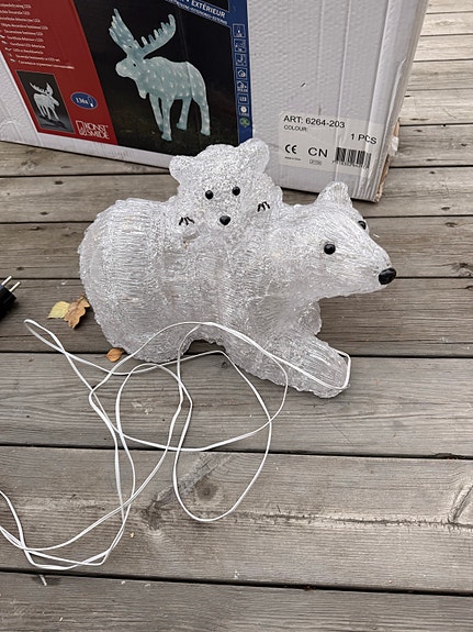 Product image 1 of 2