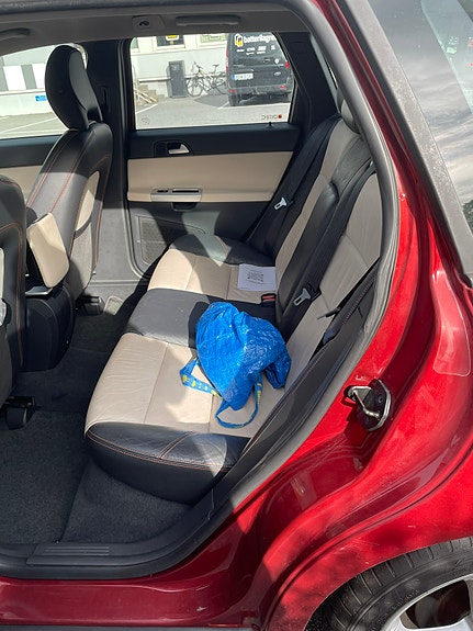 Volvo V50 8 of 9
