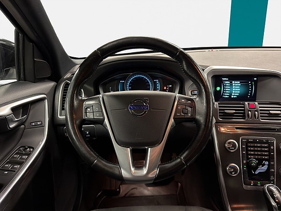 Volvo XC60 18 of 23
