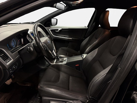Volvo XC60 10 of 23