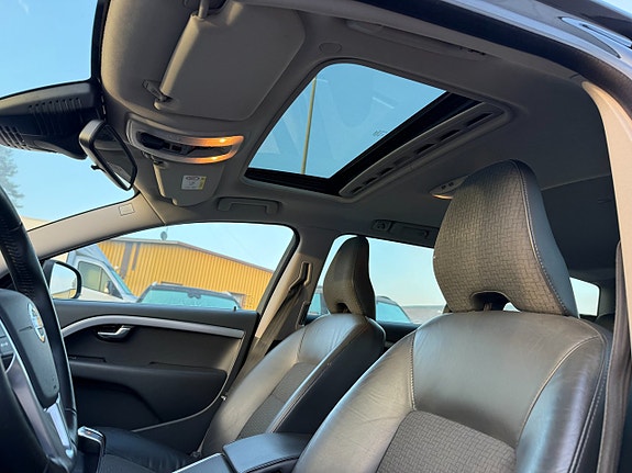 Volvo V70 20 of 26