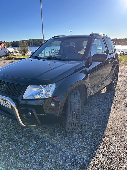 Suzuki Grand Vitara 8 of 11