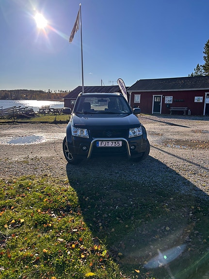 Suzuki Grand Vitara 7 of 11