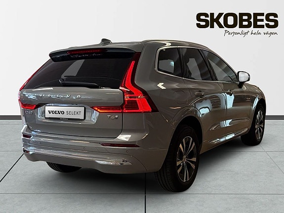 Volvo XC60 8 of 27